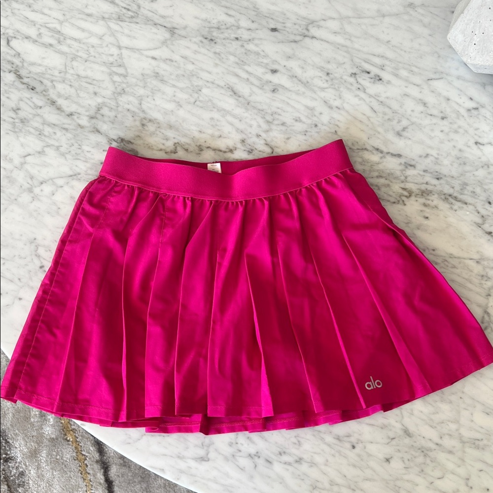 ALO Yoga Women's Pink Pleated Tennis Skirt